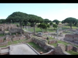 03905 ostia - regio i - insula iv - domus di giove e ganimede (i,iv,2) - blick von der dachterasse ri regio i - forum - ri sueden.jpg